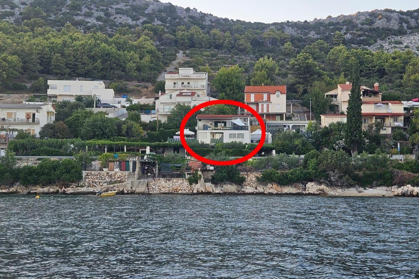 Apartments By The Sea Seget Vranjica, Trogir - 7508 外观 照片